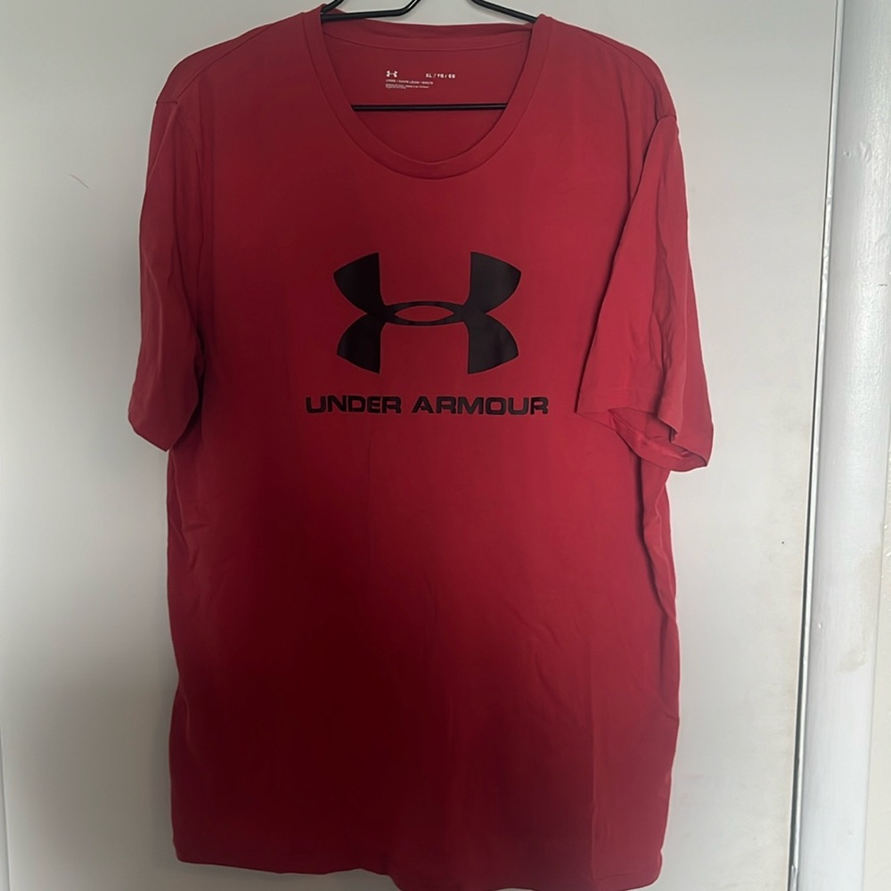 Under Armour Tee